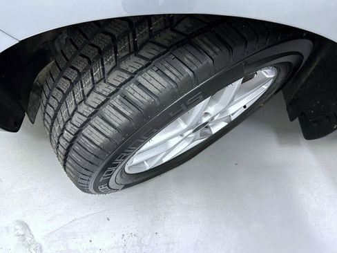 Used 2024 Ford Edge SEL image 23