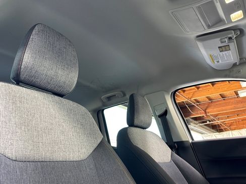 Used 2024 Ford Maverick XLT FWD image 23