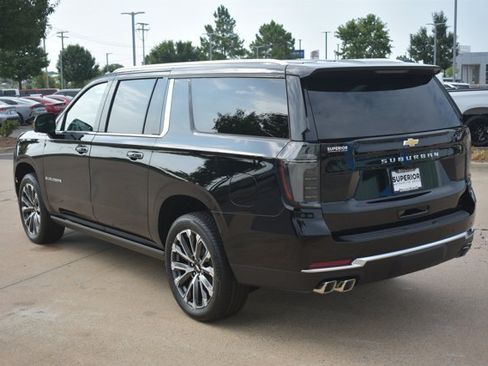 New 2026 Chevrolet Suburban High Country AWD/4WD image 7