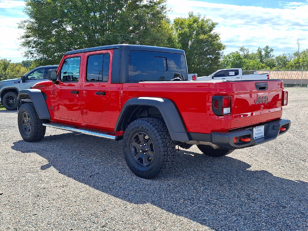 Used 2023 Jeep Gladiator Mojave w/ Cold Weather Group AWD/4WD image 7