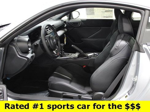 New 2025 Toyota GR86 Premium image 4