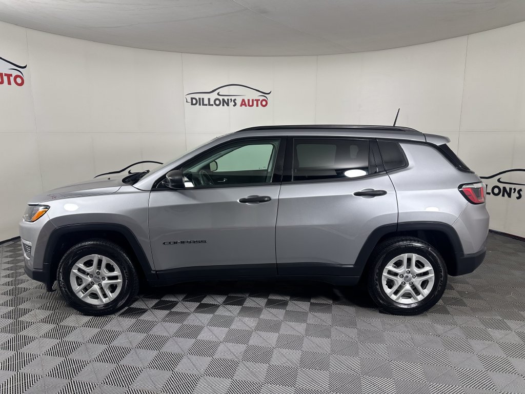 Used 2018 Jeep Compass Sport FWD image 3
