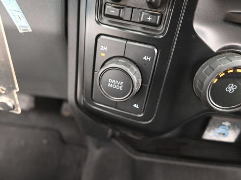 Used 2025 Ford F350 XLT AWD/4WD image 17