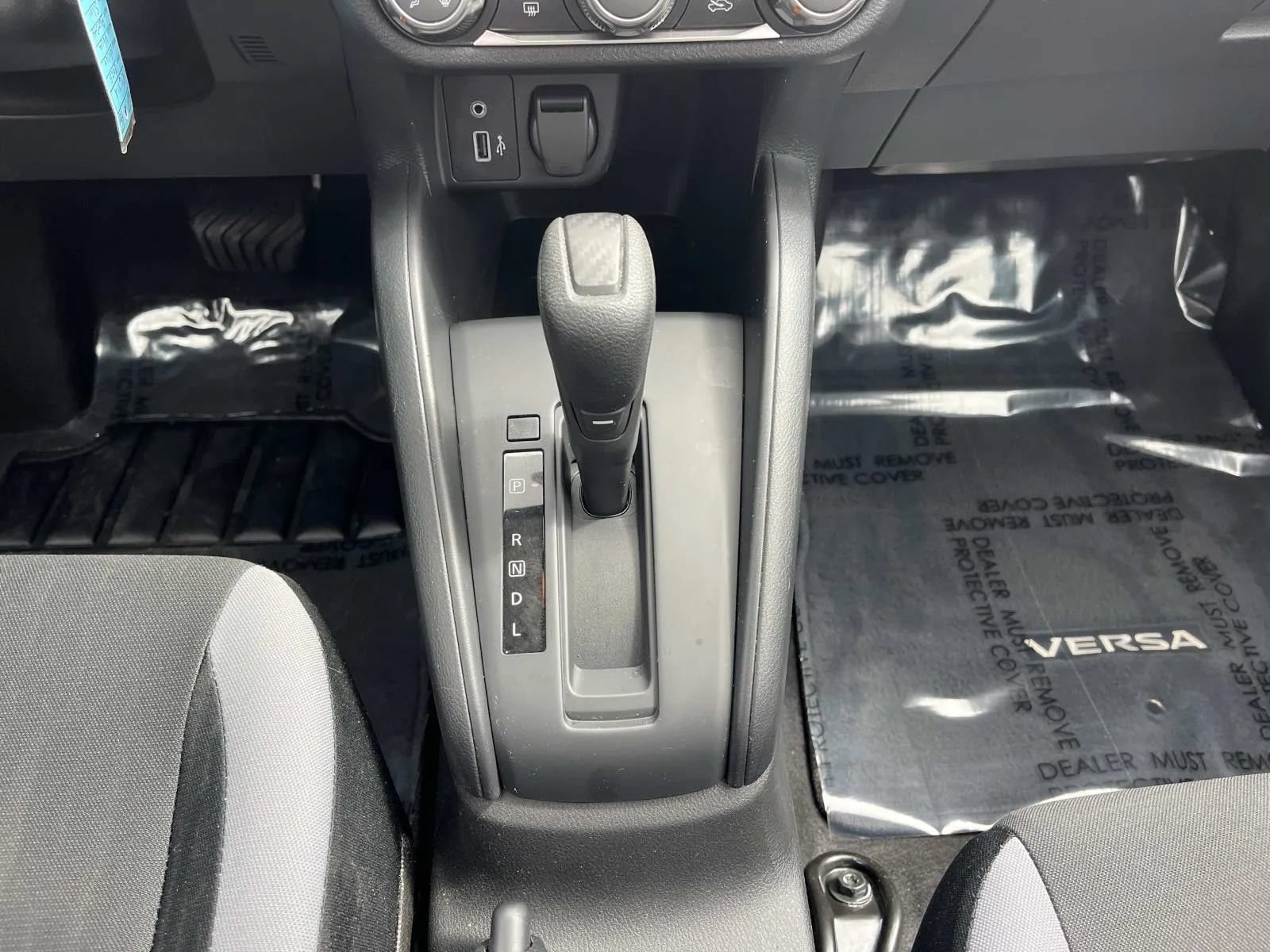 Used 2025 Nissan Versa S w/ Trunk Package FWD image 14