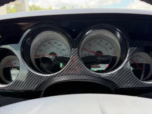 Used 2014 Dodge Challenger SXT RWD image 16