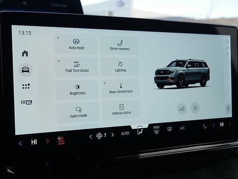 Used 2025 Ford Expedition Tremor image 44