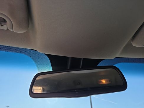 Used 2018 RAM 2500 Tradesman w/ Power & Remote Entry Group image 21