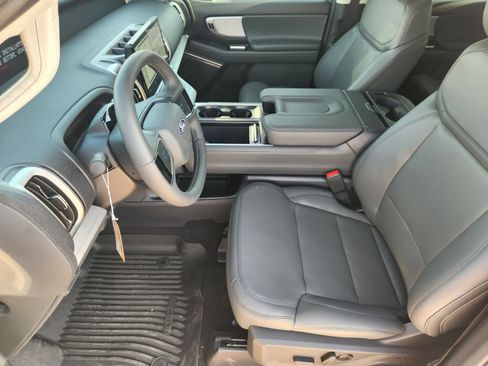 New 2027 Ford Expedition Active RWD image 12