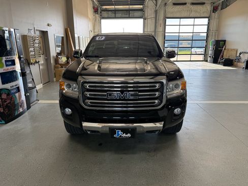Used 2017 GMC Canyon SLT w/ Driver Alert Package AWD/4WD image 3