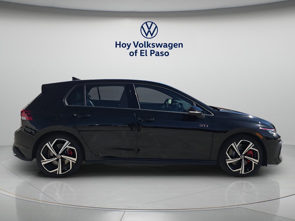 New 2026 Volkswagen GTI SE FWD image 2