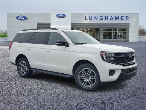 New 2026 Ford Expedition Active image 1