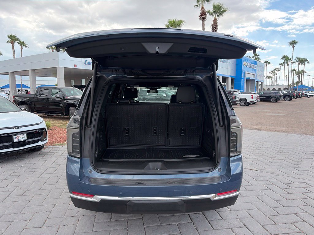 Used 2026 Chevrolet Tahoe LT w/ Comfort Package RWD image 7