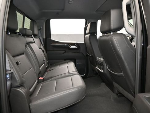 Used 2024 Chevrolet Silverado 1500 LT Trail Boss w/ Convenience Package II image 43