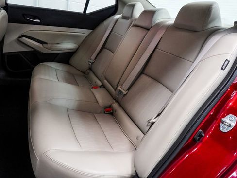 Used 2021 Nissan Altima 2.5 SL image 9