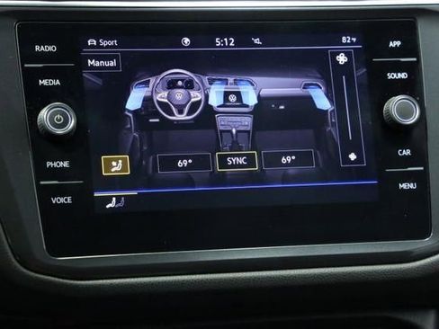 Used 2023 Volkswagen Tiguan SE AWD/4WD image 19