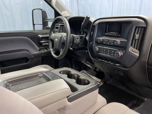 Used 2015 Chevrolet Silverado 2500 W/T image 42