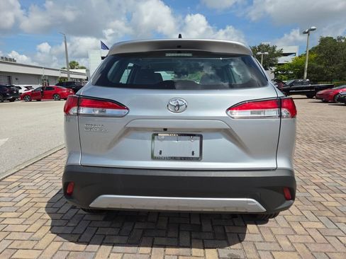 Certified 2024 Toyota Corolla Cross L FWD image 10