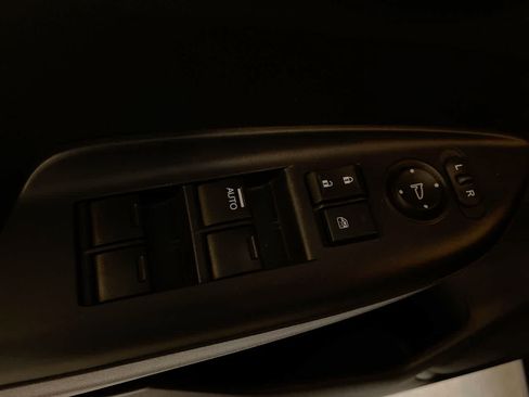 Used 2017 Honda Fit EX image 13