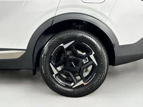 New 2026 Kia Sportage EX AWD/4WD image 10