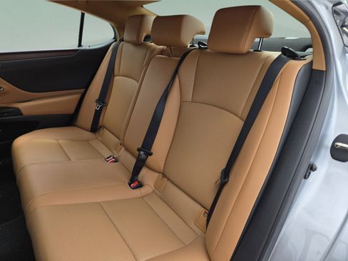 Certified 2022 Lexus ES 350 w/ Premium Package FWD image 22