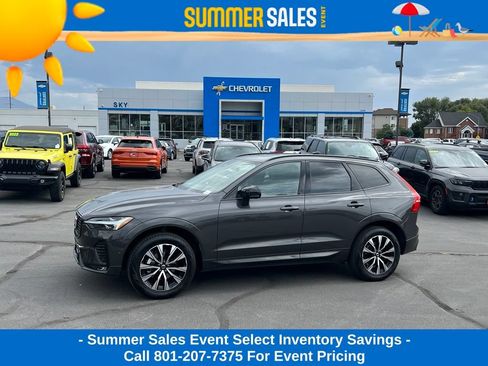 Used 2025 Volvo XC60 B5 Plus w/ Climate Package AWD/4WD image 1