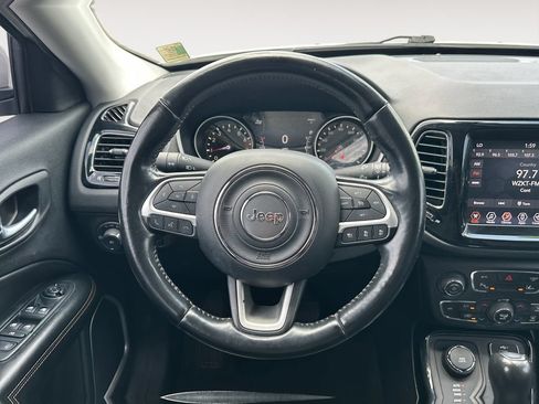 Used 2021 Jeep Compass Limited AWD/4WD image 12
