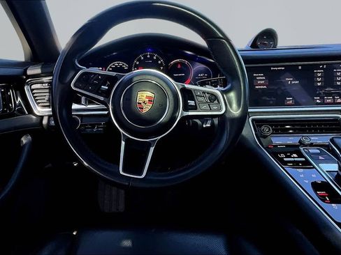 Used 2018 Porsche Panamera 4 AWD/4WD image 8