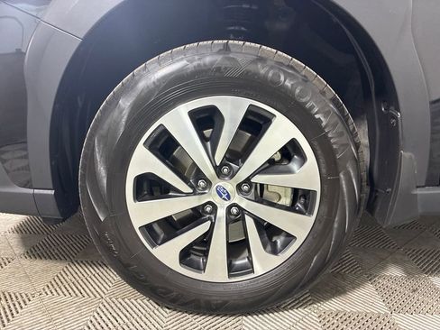 Certified 2025 Subaru Outback Premium AWD/4WD image 6