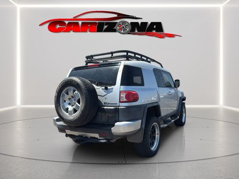 Used 2007 Toyota FJ Cruiser 4WD w/ Upgrade Pkg 1 image 5