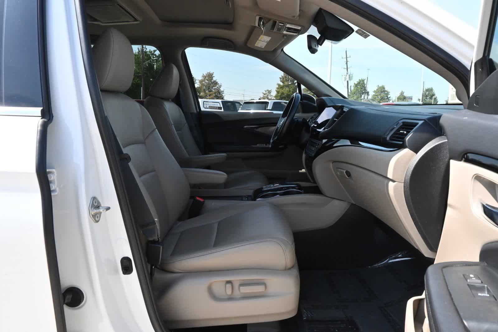 Used 2021 Honda Pilot Touring image 24
