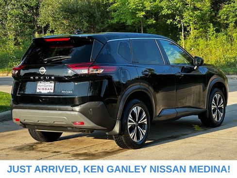 Certified 2023 Nissan Rogue SV AWD/4WD image 3
