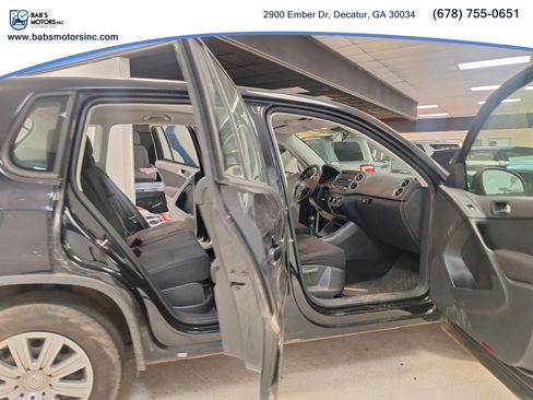 Used 2013 Volkswagen Tiguan SE image 10