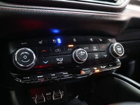 Used 2023 Dodge Durango R/T w/ Tow 'N Go Package image 26