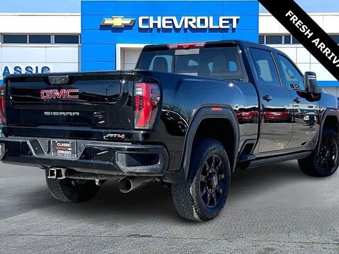 Used 2024 GMC Sierra 2500 AT4 w/ AT4 Premium Plus Package image 5