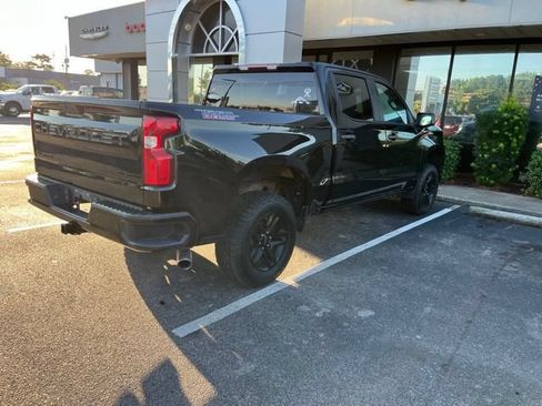 Used 2020 Chevrolet Silverado 1500 Custom Trail Boss w/ Custom Convenience Package AWD/4WD image 2
