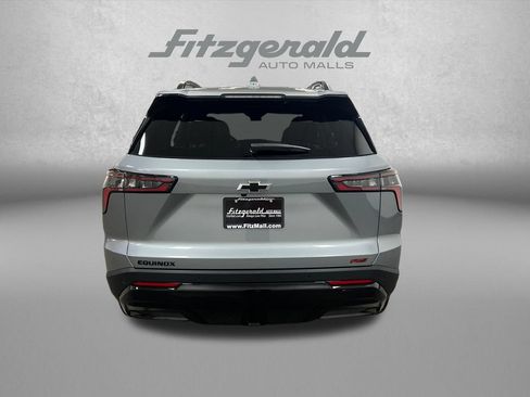 Used 2026 Chevrolet Equinox RS FWD image 4