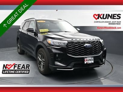 Used 2025 Ford Explorer ST-Line w/ ST-Line Street Pack
