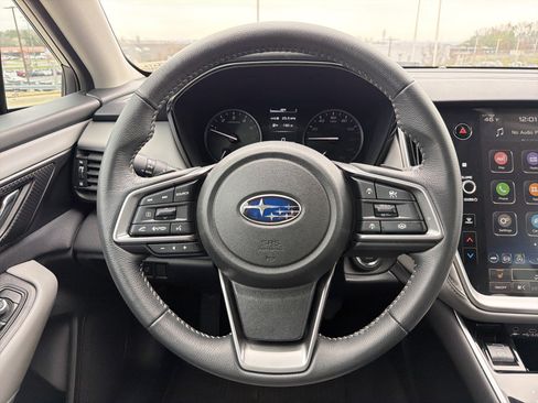 Used 2025 Subaru Outback Premium w/ Popular Package #1A image 18