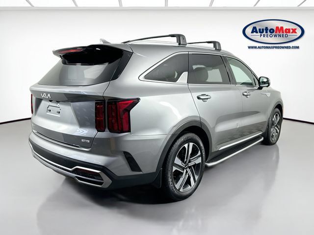 Used 2023 Kia Sorento SX Prestige w/ Panoramic Sunroof Package AWD/4WD image 2