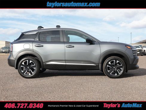 New 2026 Nissan Kicks SV w/ SV Premium Package AWD/4WD image 3