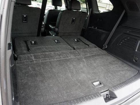 Used 2024 GMC Acadia Elevation image 10