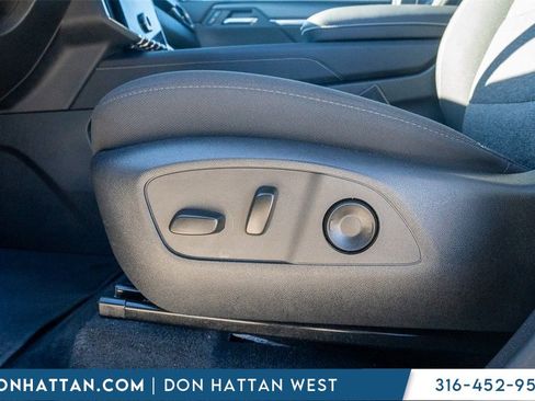 Used 2025 GMC Acadia Elevation image 20