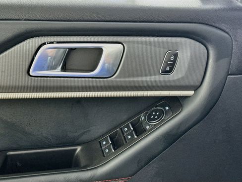 Used 2025 Ford Explorer ST-Line w/ ST-Line Street Pack AWD/4WD image 20