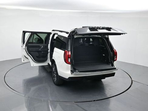 New 2025 Ford Expedition Platinum w/ Stealth Performance Package image 42