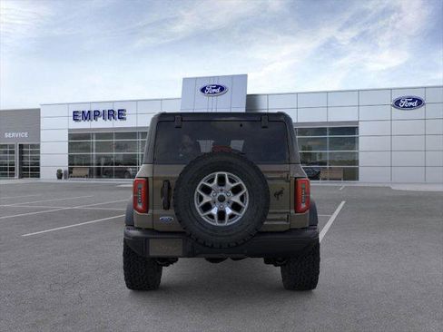 New 2025 Ford Bronco Badlands image 5