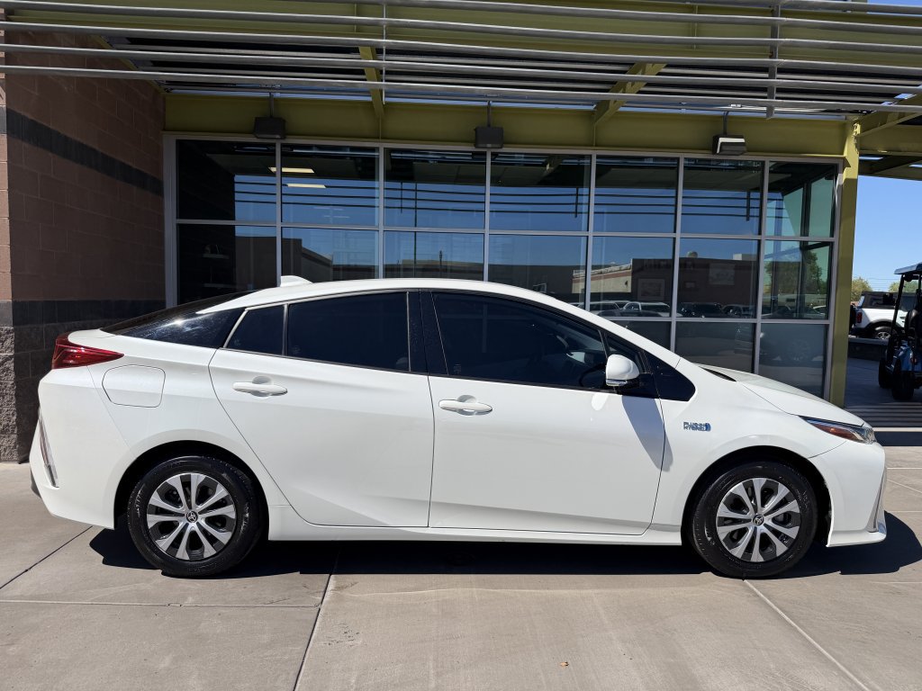 Used 2020 Toyota Prius Prime XLE FWD image 9