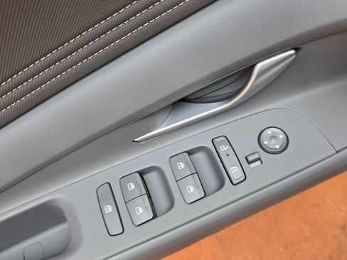 New 2026 Hyundai Elantra Sport image 21