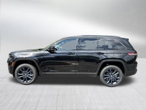 New 2026 Jeep Grand Cherokee Limited AWD/4WD image 8