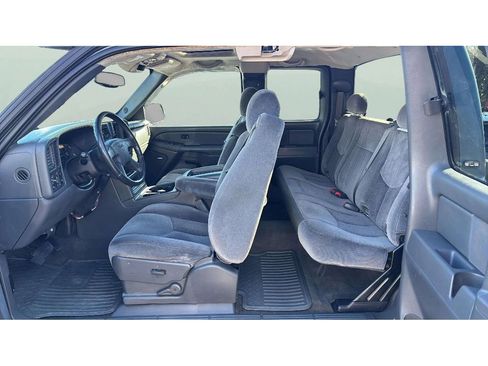 Used 2006 GMC Sierra 1500 SLE w/ Light Duty Power Package image 12