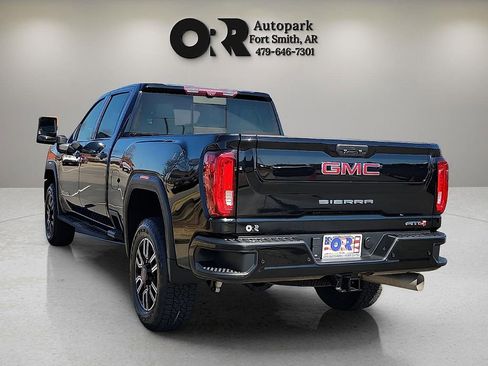 Used 2021 GMC Sierra 2500 AT4 w/ AT4 Premium Plus Package image 4